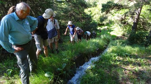 Visite du canal de Lauzes.