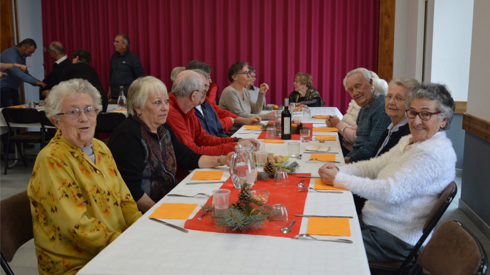 Les membres de l’association des seniors de Réotier étaient heureux de se retrouver autour d’une table.