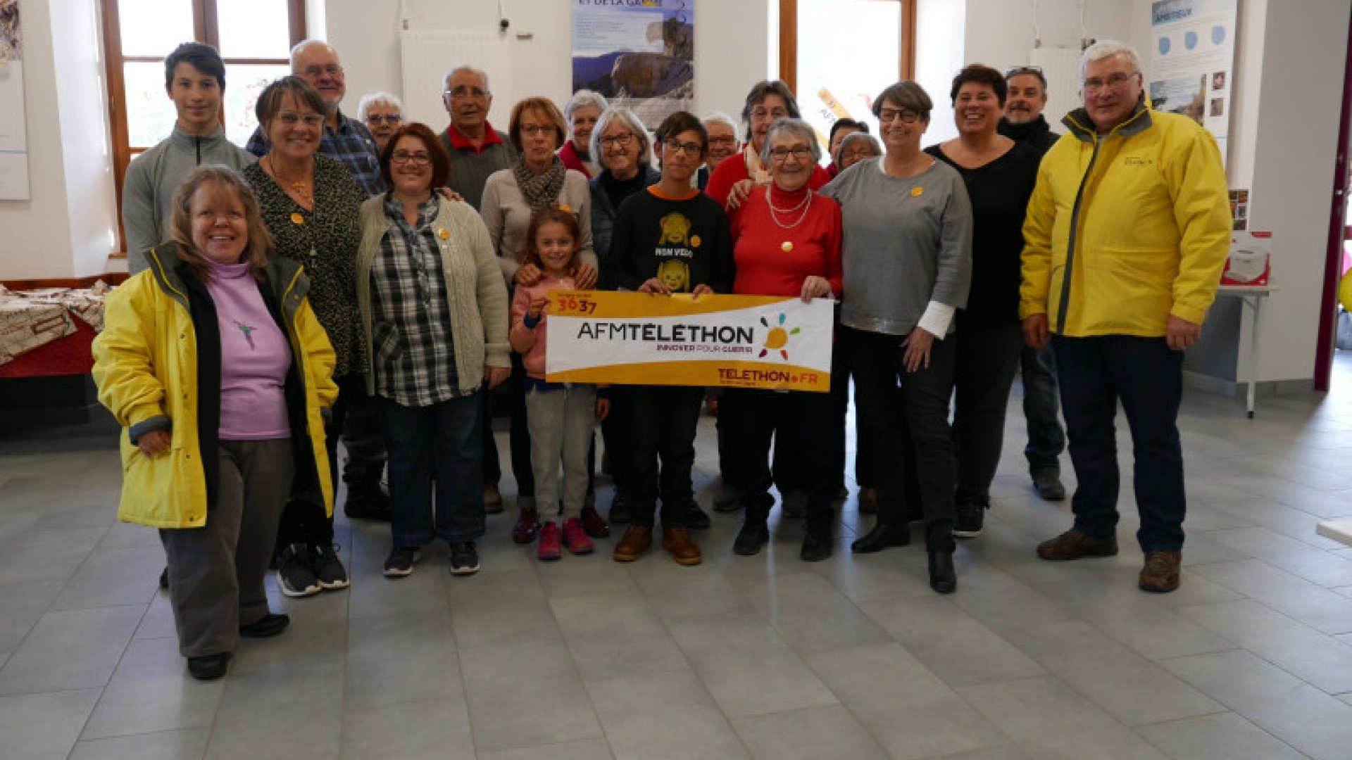Des représentants de la coordination Téléthon des Hautes-Alpes ont fait une halte à Réotier, ce samedi.